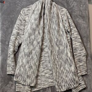 Aro Gray Knit Cardigan Sweater medium